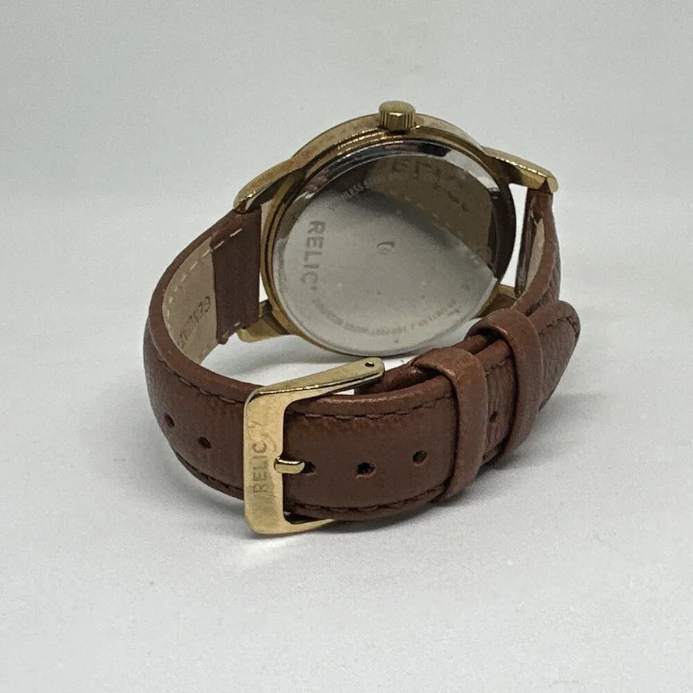 Relic ZR15831 Women's Brown Leather Straps Analog Dial Quartz Wrist Watch HME737